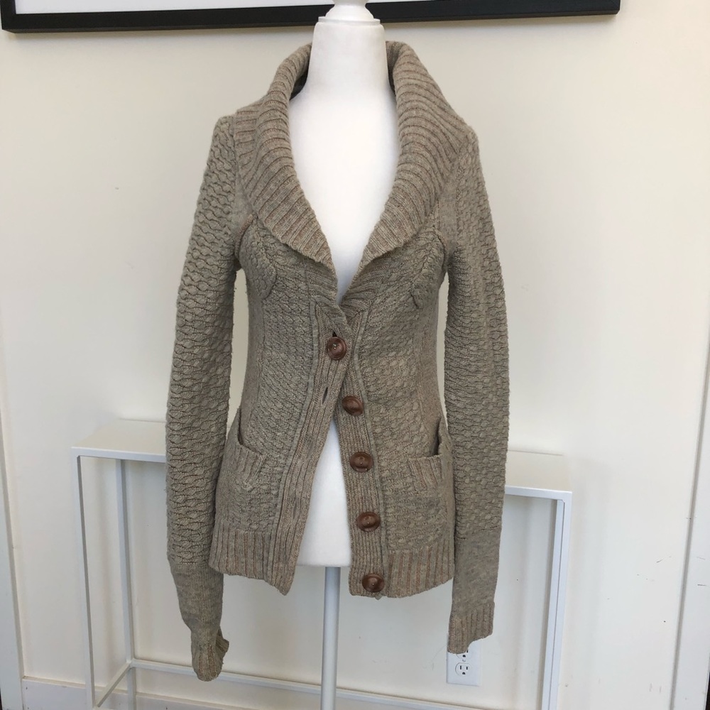 Leifsdottir cardigan sweater